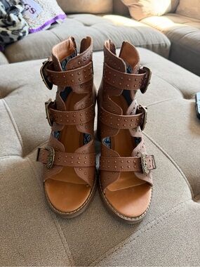 dingo Brown Leather Studded Multi-Buckle Open-Toe Heels